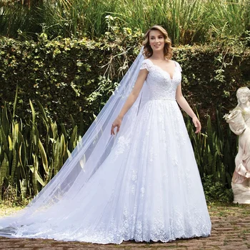 Женское эффектное свадебное платье с V-образным вырезом и короткими рукавами, великолепное свадебное платье с кружевной аппликацией и шлейфом Ватто